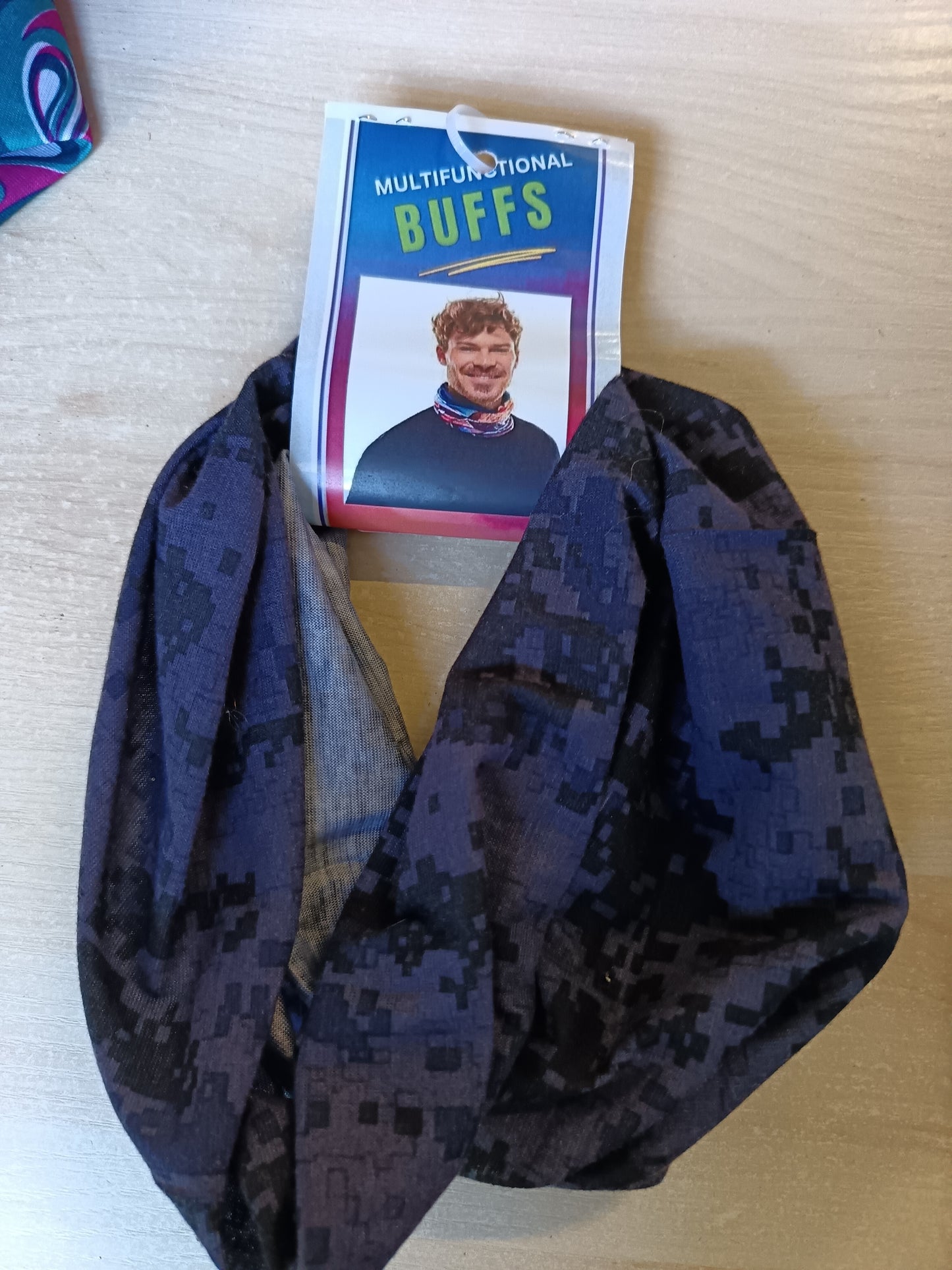 VV Buff - Block Grey